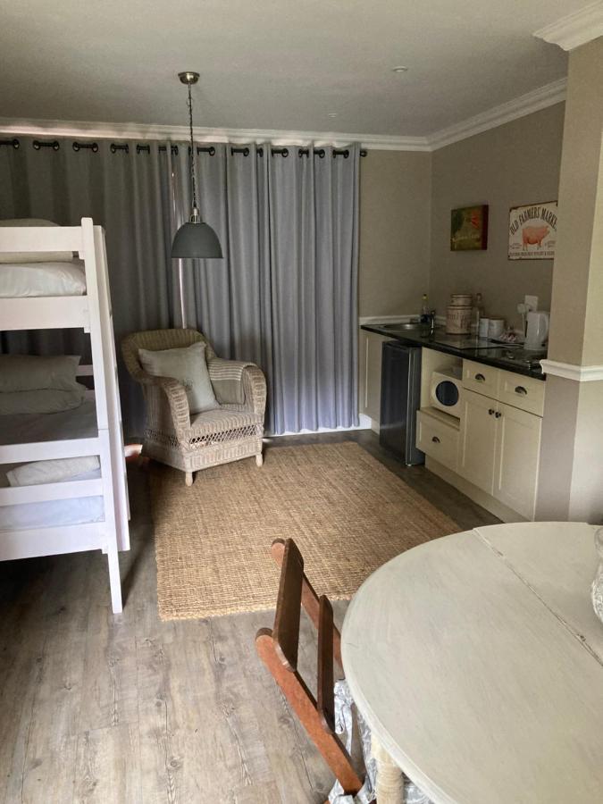 アッド ハッピー ランド B アンド B アンド セルフケータリング Bed & Breakfast エクステリア 写真